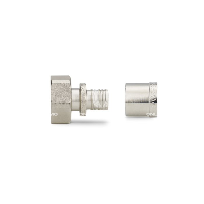Муфта евроконус с накидной гайкой Varmega VM545001615, 16×2.0 - 3/4"EK, в комплекте с гильзой 